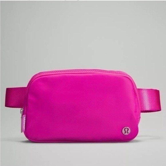 Lululemon Everywhere Belt Bag Sonic Pink - Picture 1 of 8